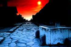 Kampanien, Pompeii: Vial dell'Abbondanza mit Sonnenuntergang